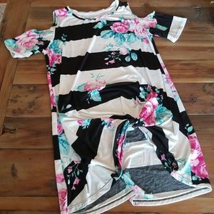 Little cold shoulder top